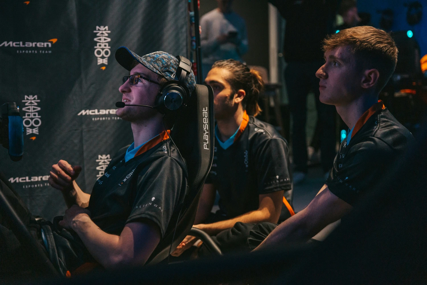 Lucas Blakeley et McLaren champion F1 Esports