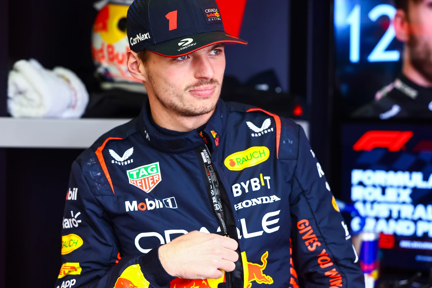 Verstappen reçoit une amende pour excès de vitesse dans les stands