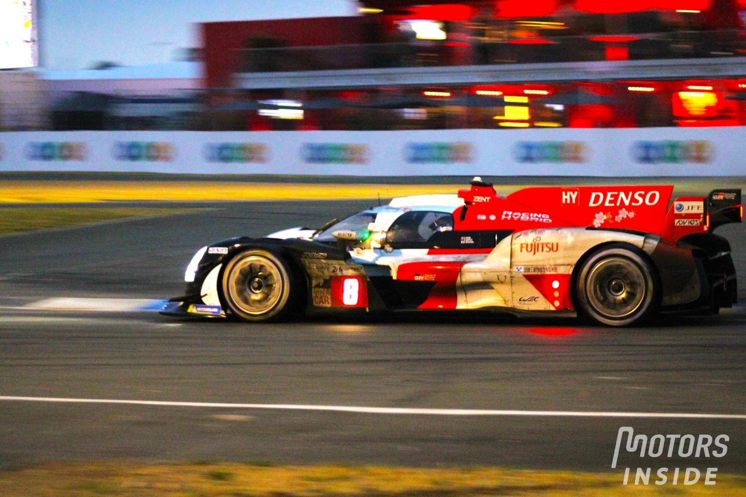 24 h du Mans – H+14 : Toyota maintient le cap