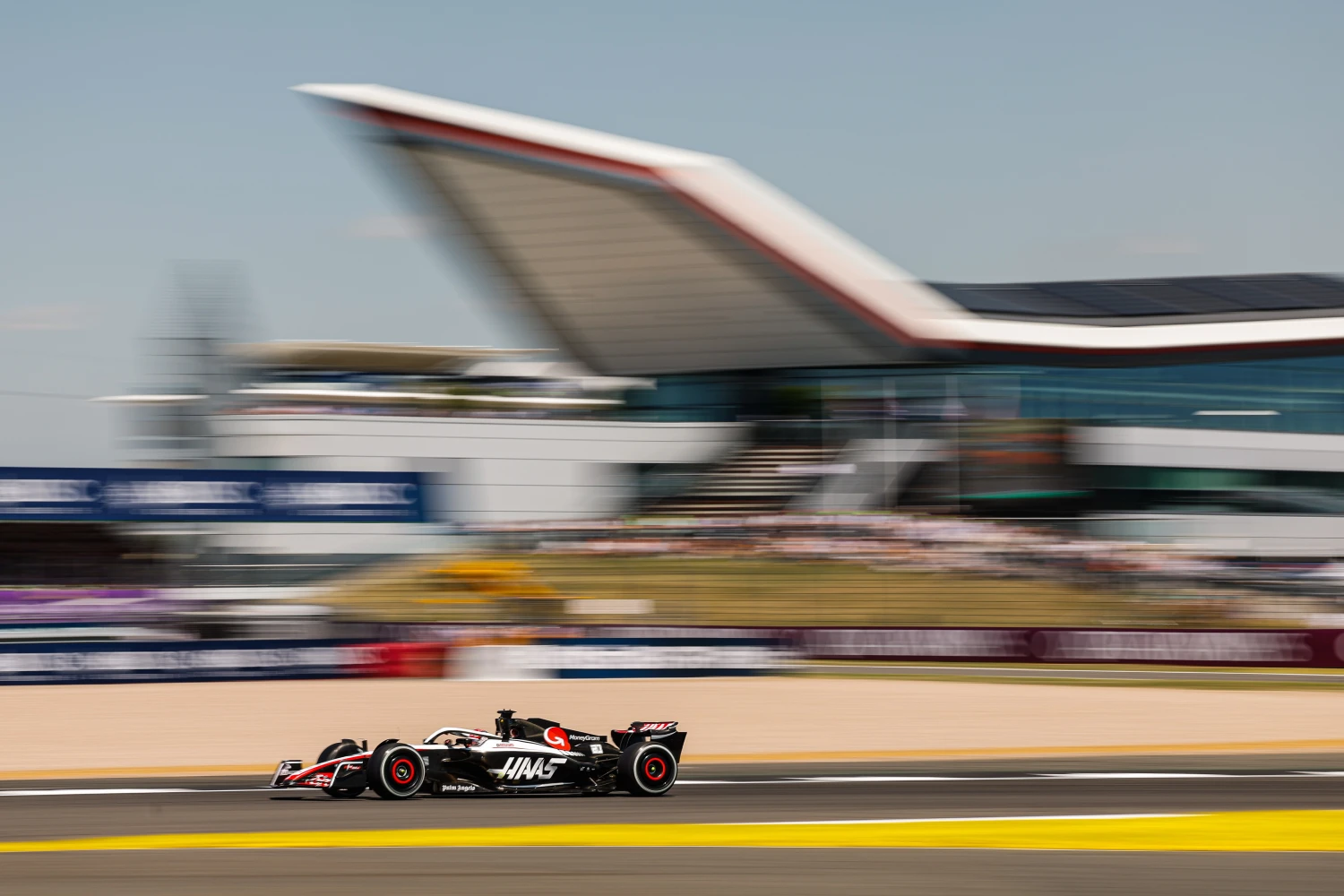 Magnussen à propos de sa casse moteur : « Je n&rsquo;ai pas tendance à m&rsquo;en inquiéter »