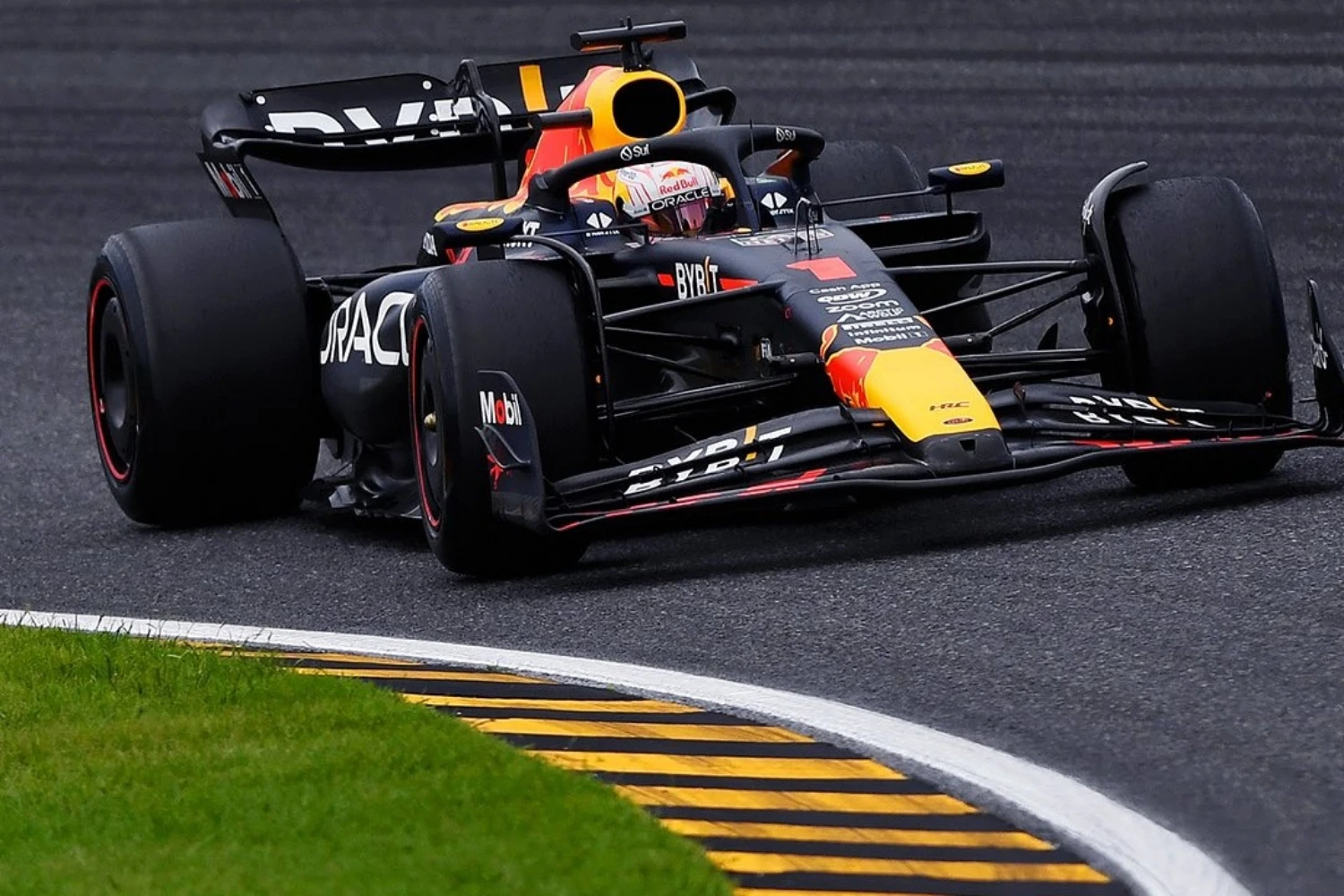 Grand Prix du Japon – Qualifications : Les McLaren en embuscade derrière Max Verstappen