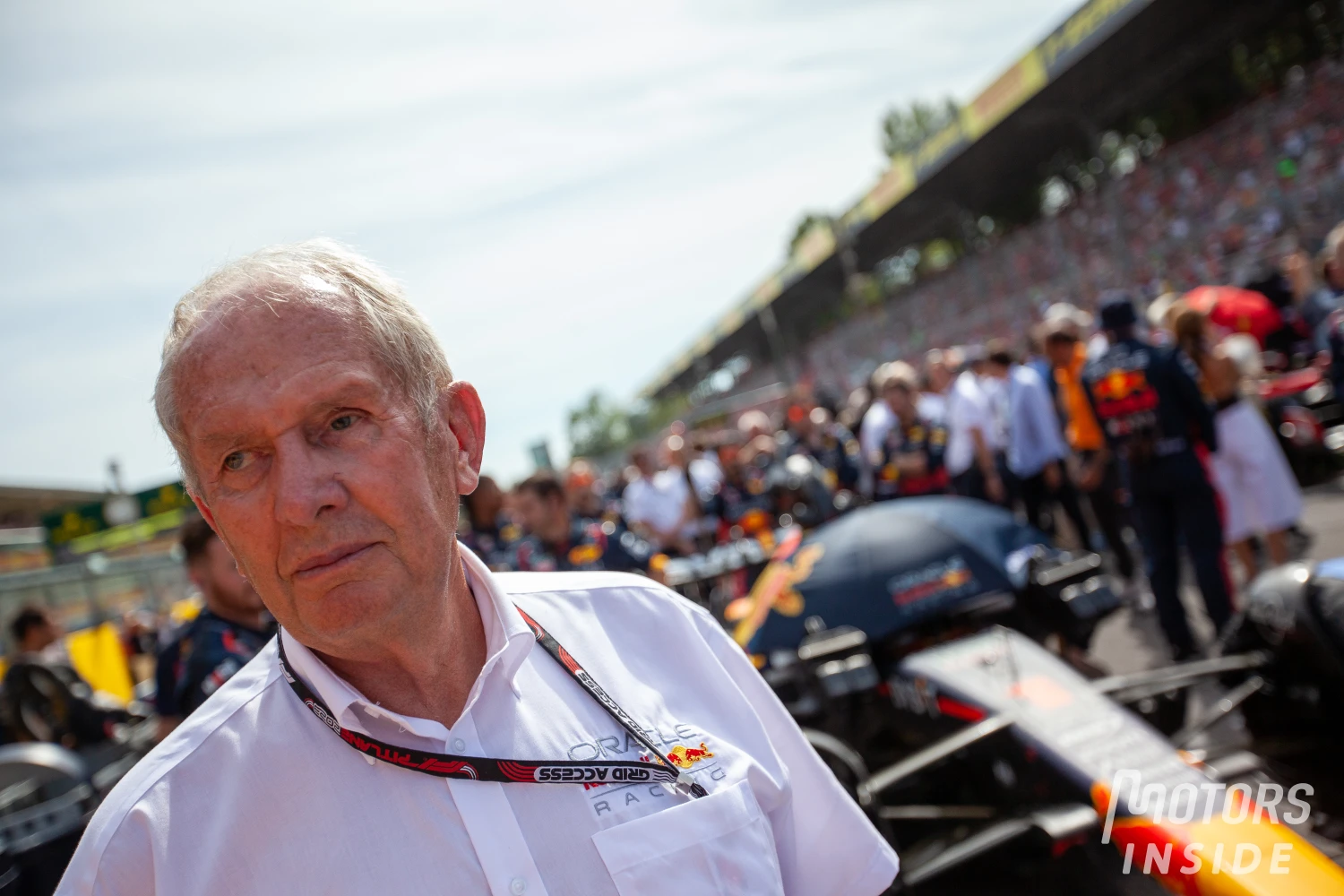 Helmut Marko s&rsquo;excuse auprès de Sergio Perez après une remarque déplacée