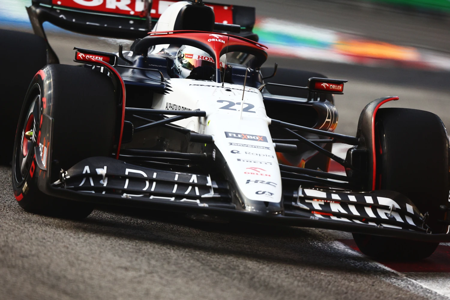 Un seul tour à Singapour pour Yuki Tsunoda