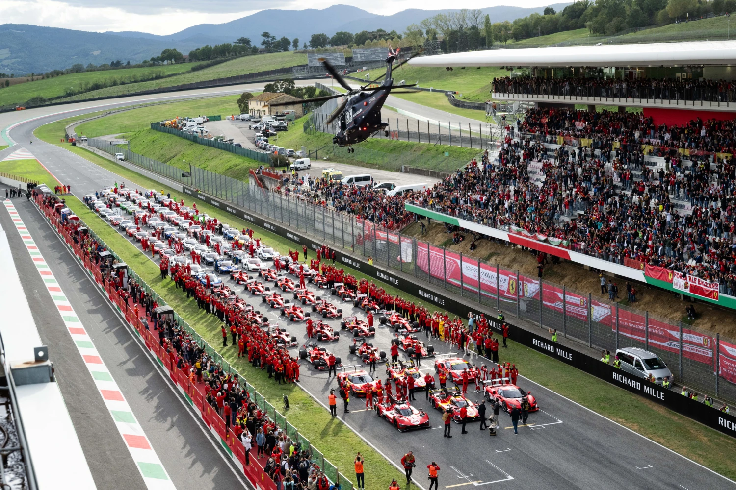 Ferrari sort 18 de ses F1 à l&rsquo;occasion des Finali Mondiali 2023 au Mugello