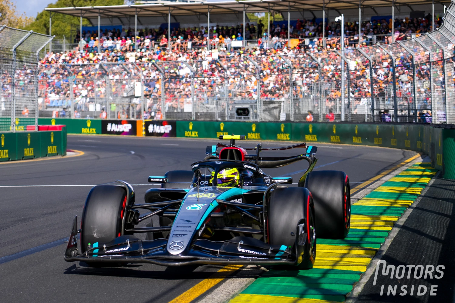 Un dimanche cauchemardesque pour Mercedes à Melbourne