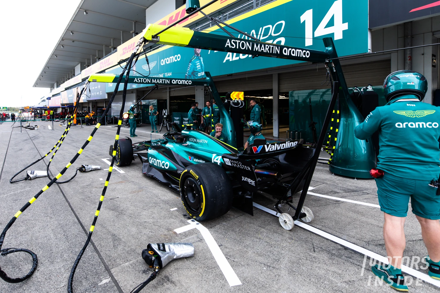 Aston Martin brise un couvre-feu au Japon