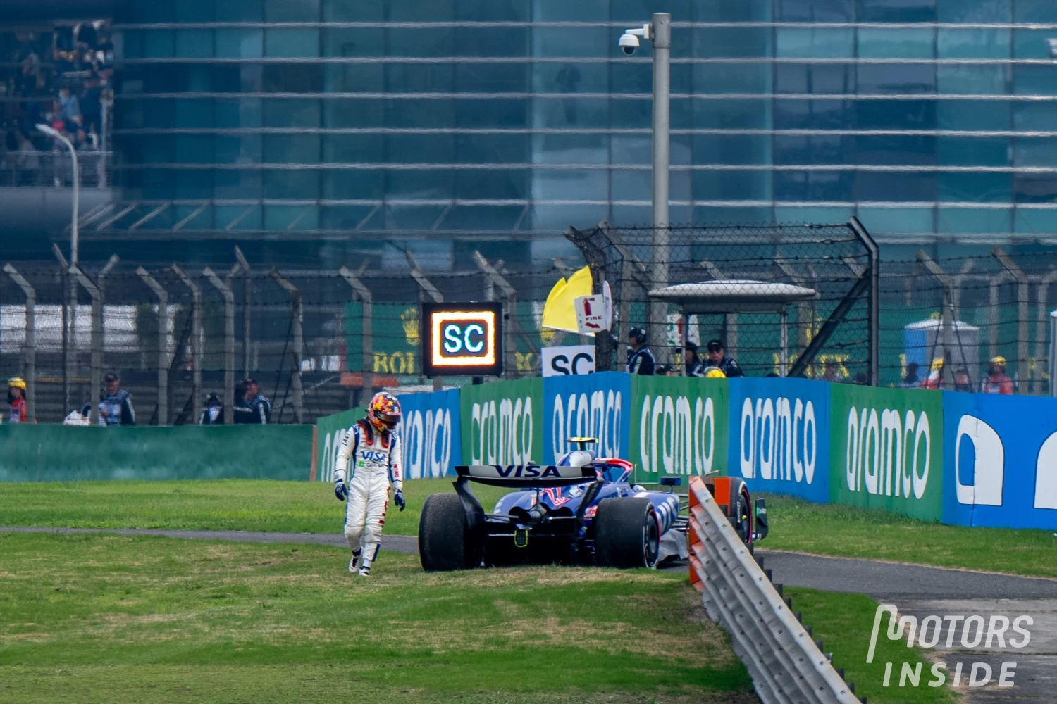 Kevin Magnussen jugé responsable de l&rsquo;accident avec Yuki Tsunoda prend aussi 2 points de pénalité