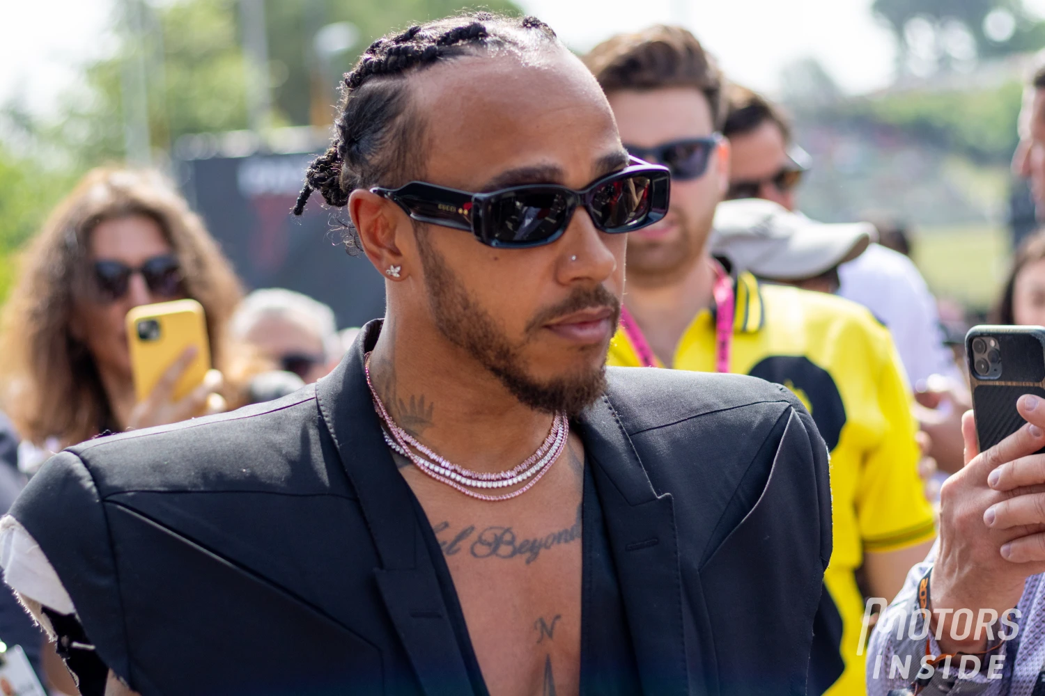 Malgré les encouragements, Lewis Hamilton n&rsquo;est pas convaincu par les améliorations de Mercedes