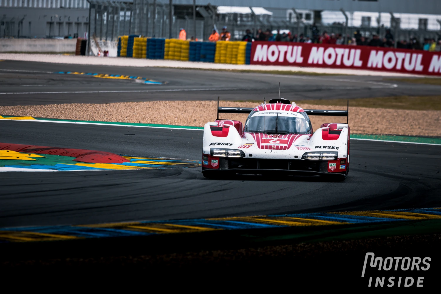 Porsche manque le podium pour quelques mètres aux 24 Heures du Mans