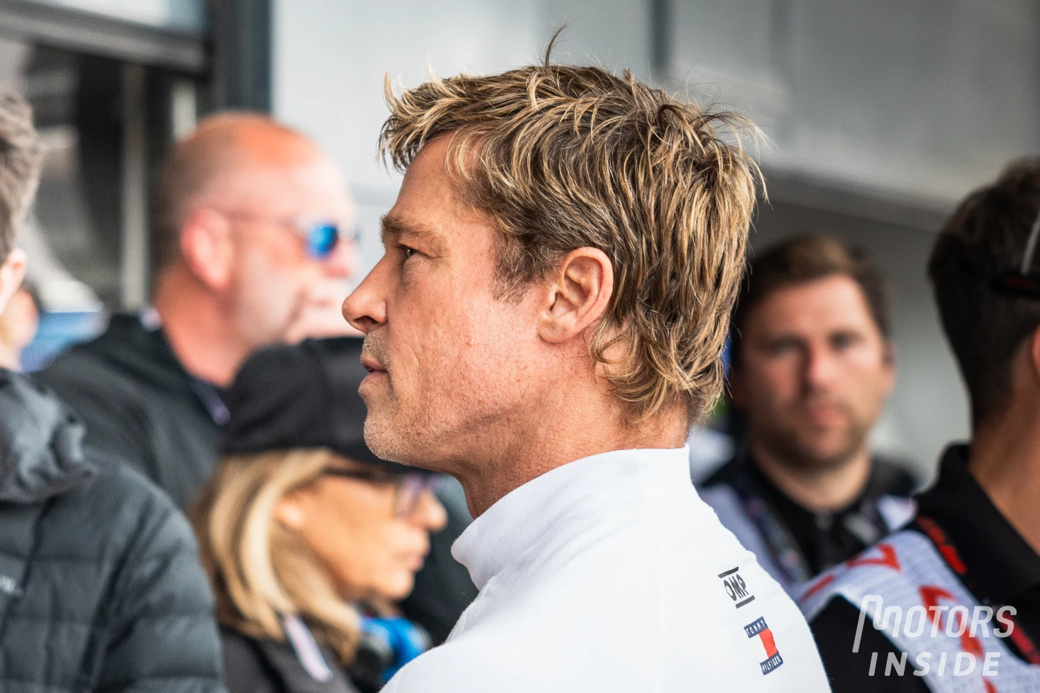 Brad Pitt prend le volant d&rsquo;une McLaren F1 à Austin