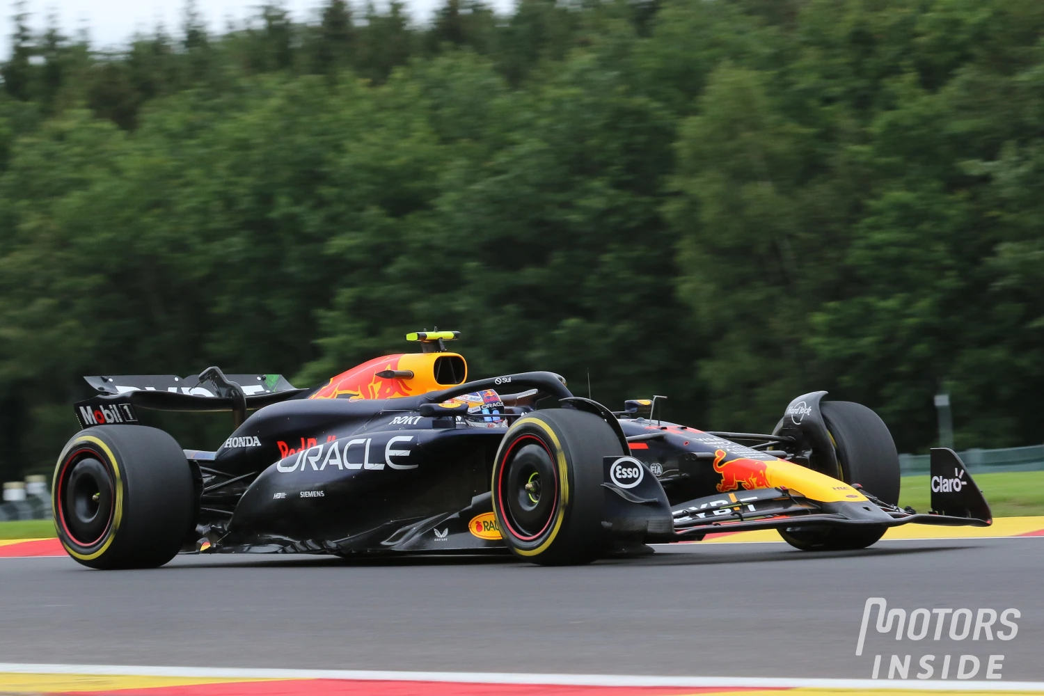 Red Bull brise le couvre-feu à Spa