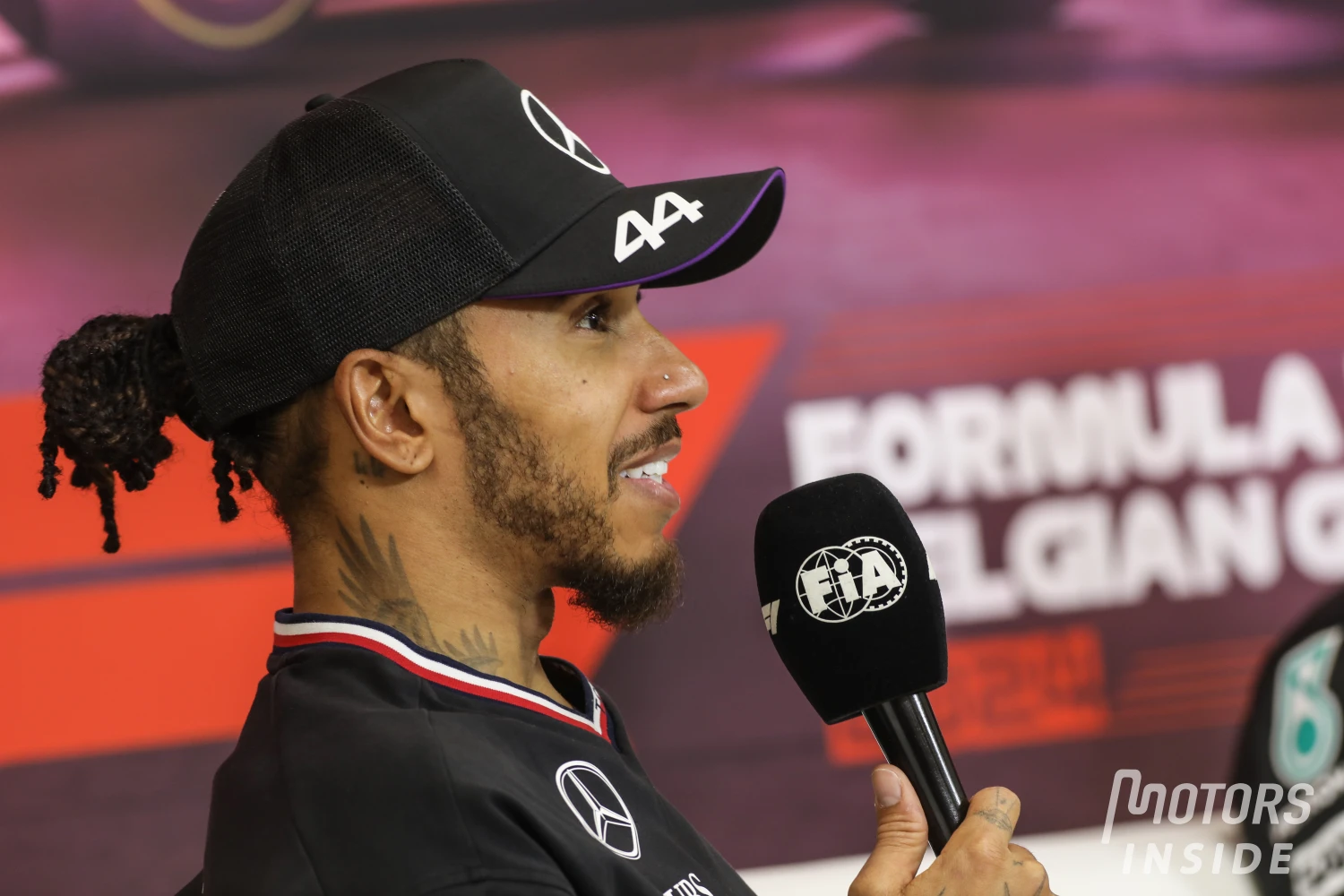 Lewis Hamilton n&rsquo;est pas satisfait de sa victoire sur tapis vert en Belgique