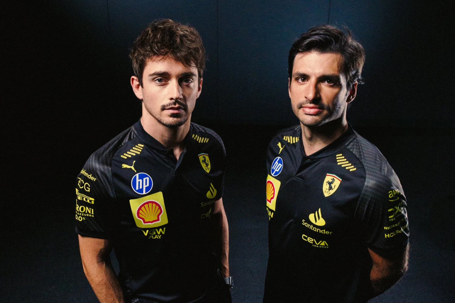 Les combinaisons des pilotes Ferrari changent de couleurs à Monza