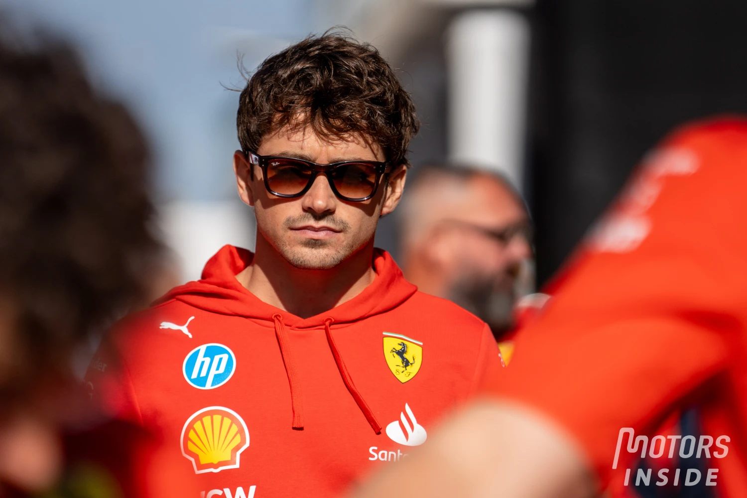 « On ne pouvait pas rêver mieux » — Leclerc mène un doublé historique pour Ferrari à Austin