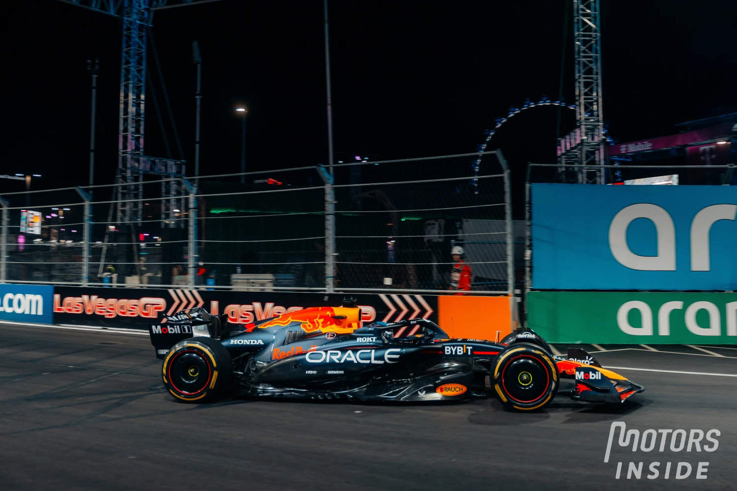 Max Verstappen : « Je n&rsquo;aurais jamais imaginé entrer dans le club des quadruples champions »