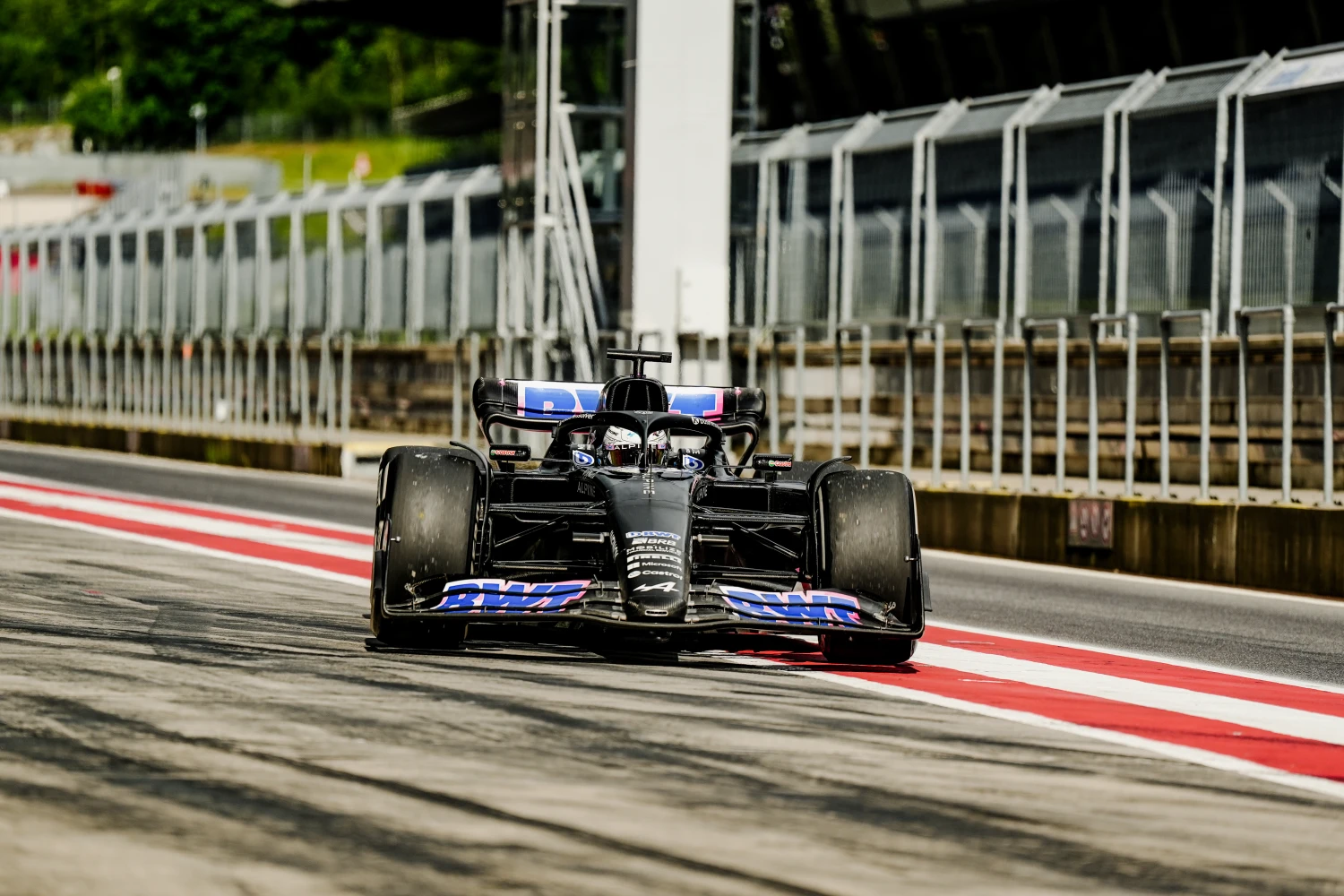 Alpine a testé les pneus pluie 2026 pour Pirelli à Magny-Cours cette semaine