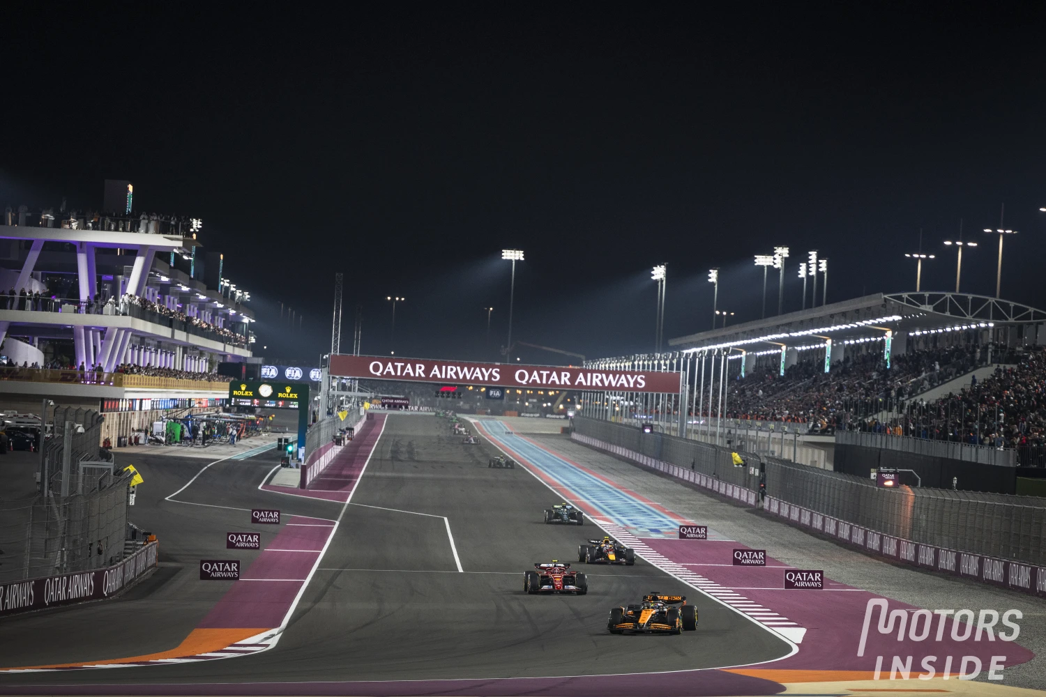 La FIA justifie l&rsquo;arrivée tardive de la voiture de sécurité à cause du rétroviseur sur la piste