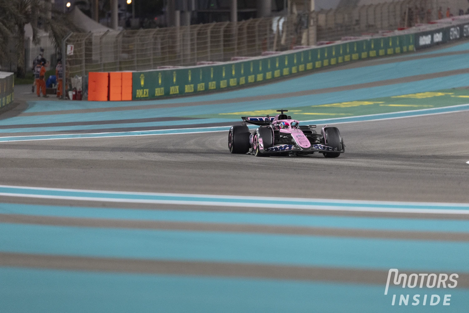 Alpine essaie de se racheter auprès de ses fans français en faisant des fautes d&rsquo;orthographe et oubliant Esteban Ocon