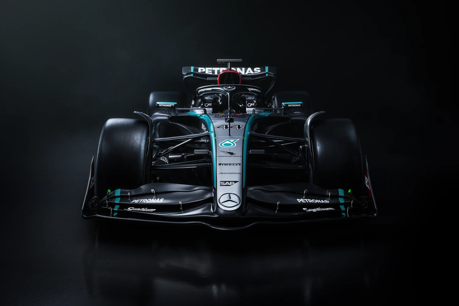 Mercedes brise la tradition et ne lancera pas sa F1 2025 à Silverstone