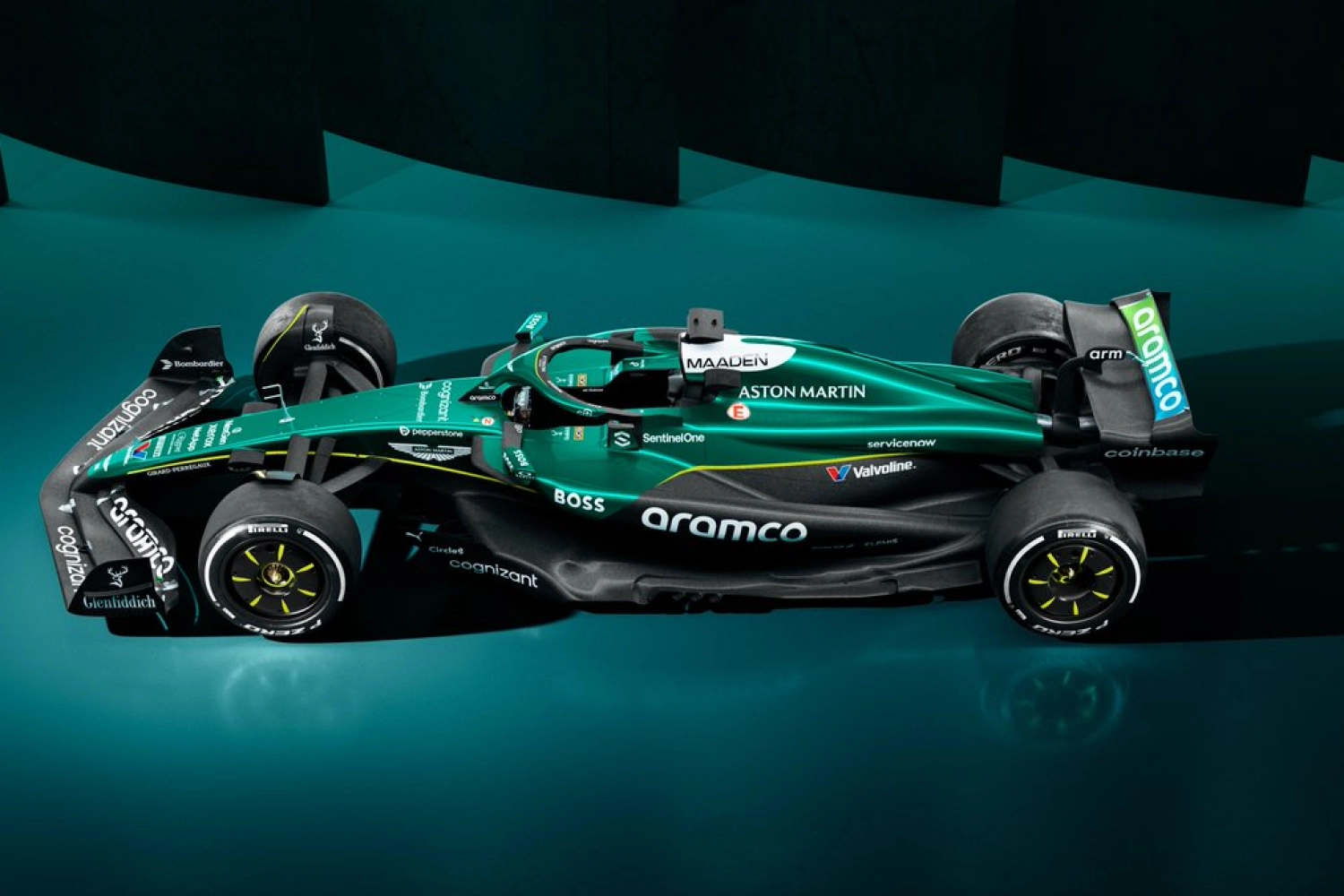 Aston Martin a dévoilé les premières images de sa AMR25