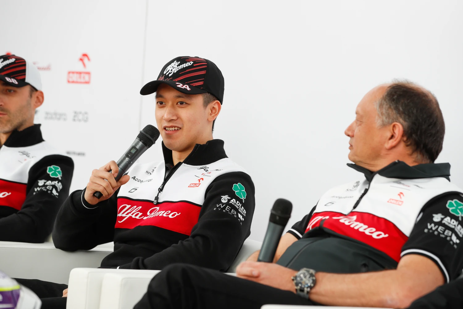 Guanyu Zhou signe chez Ferrari