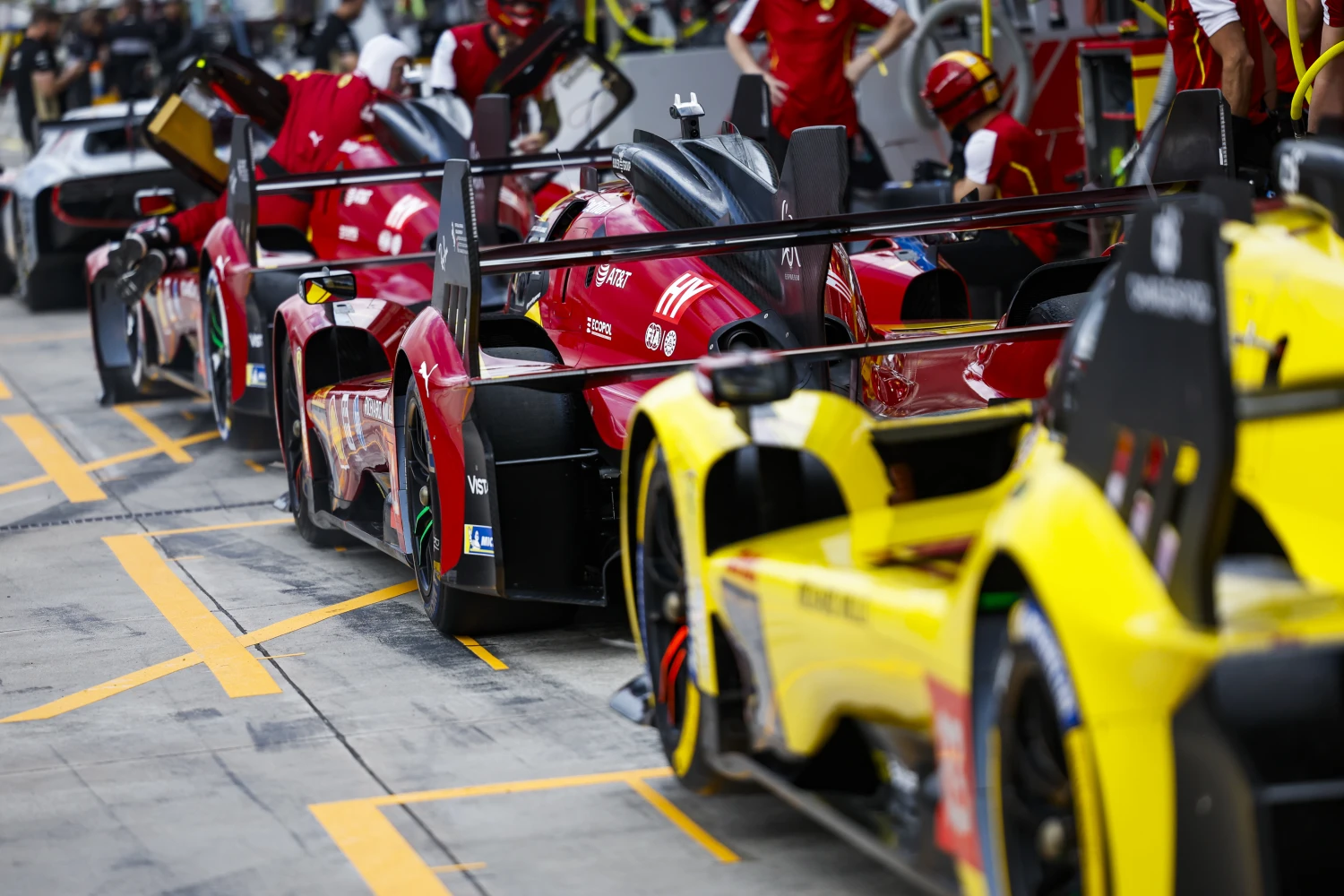 6 Heures d&rsquo;Imola – Essais libres 1 : Ferrari mène devant un plateau groupé