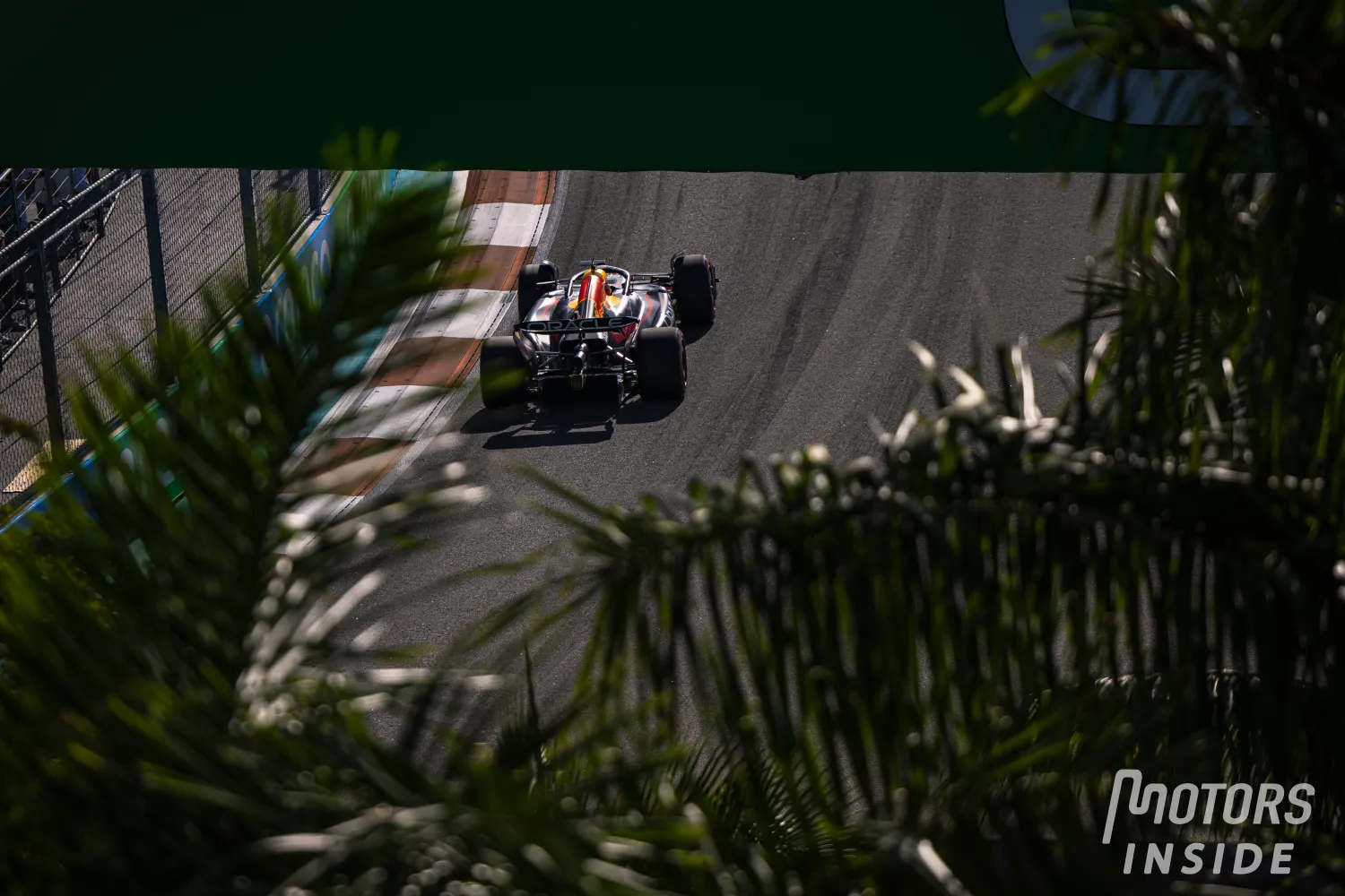 Un déluge s&rsquo;abat sur Miami à 45 minutes de la course Sprint