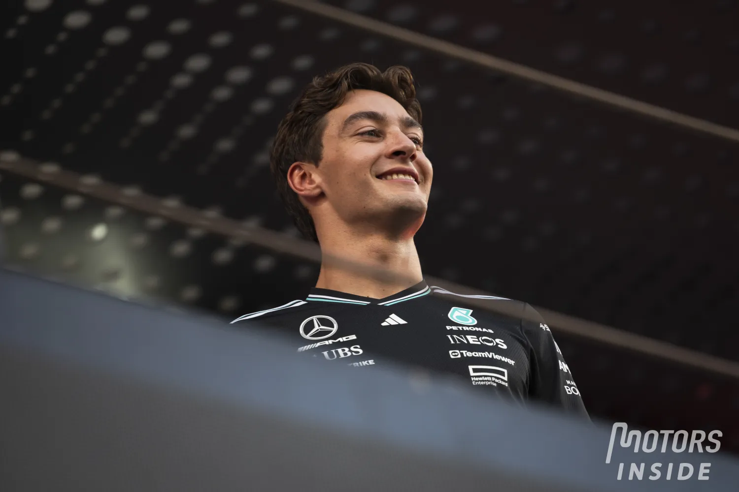 George Russell admet que les rumeurs le concernant ne l&rsquo;affectent pas