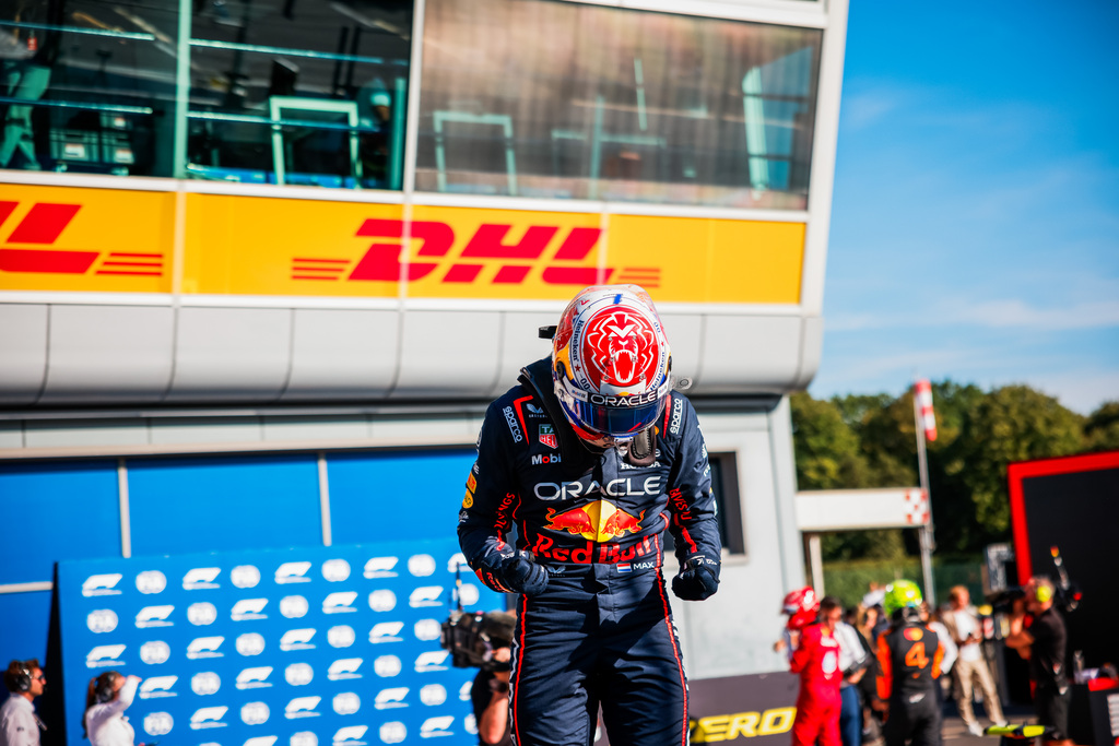 Max Verstappen a battu le record du tour le plus rapide de l&rsquo;histoire de la F1