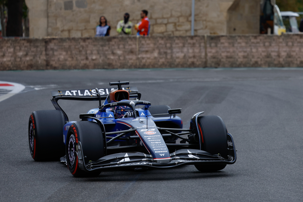 Alex Albon pénalisé pour sa collision avec Franco Colapinto en Azerbaïdjan