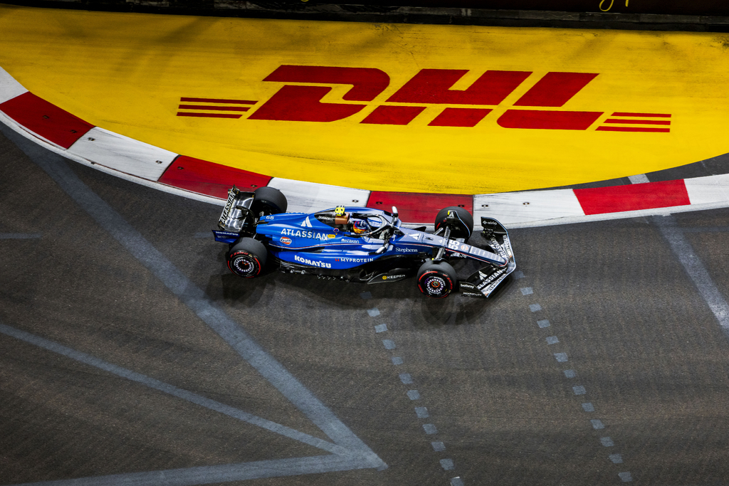 Alex Albon et Carlos Sainz menacés de disqualification à Singapour