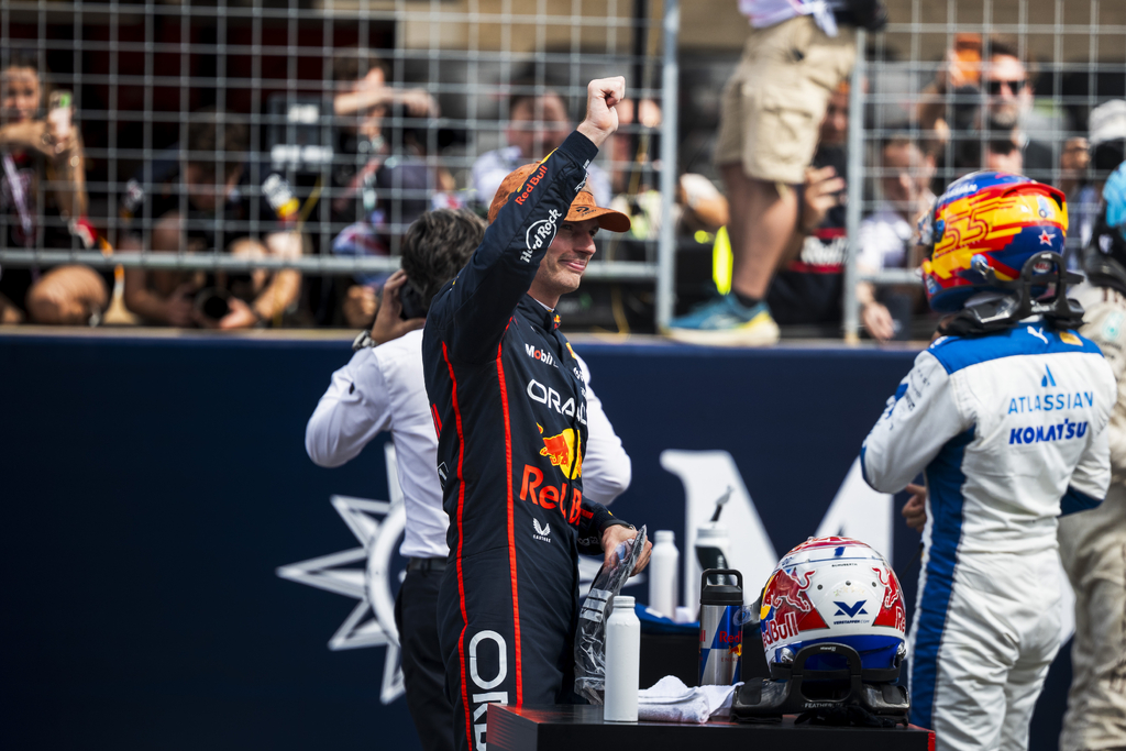 Grand Prix des Etats-Unis : Victoire facile pour Max Verstappen qui signe un week-end parfait et se rapproche des McLaren
