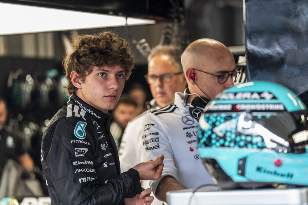 Kimi Antonelli « un peu agacé d’être encore derrière » Lando Norris